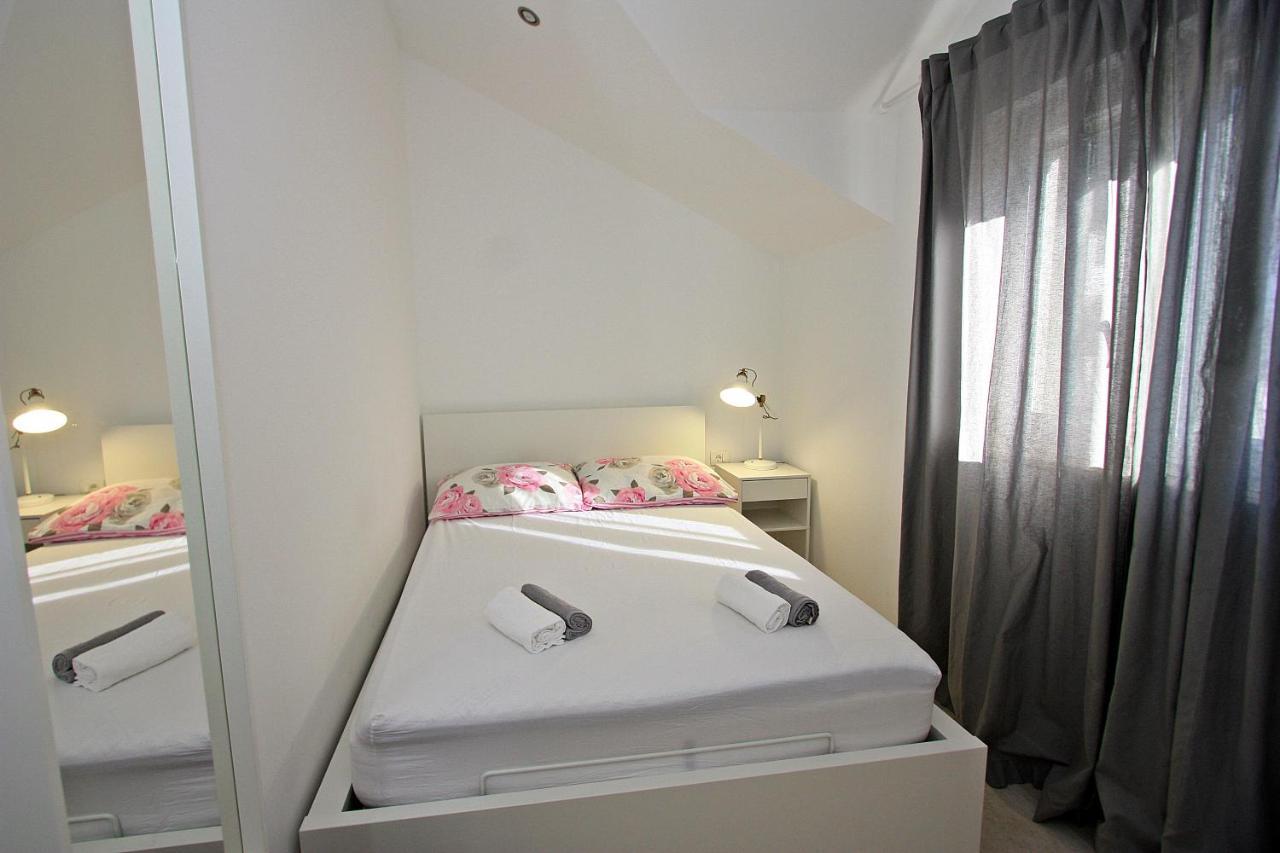 Apartman Ivana Супетар Екстериор снимка